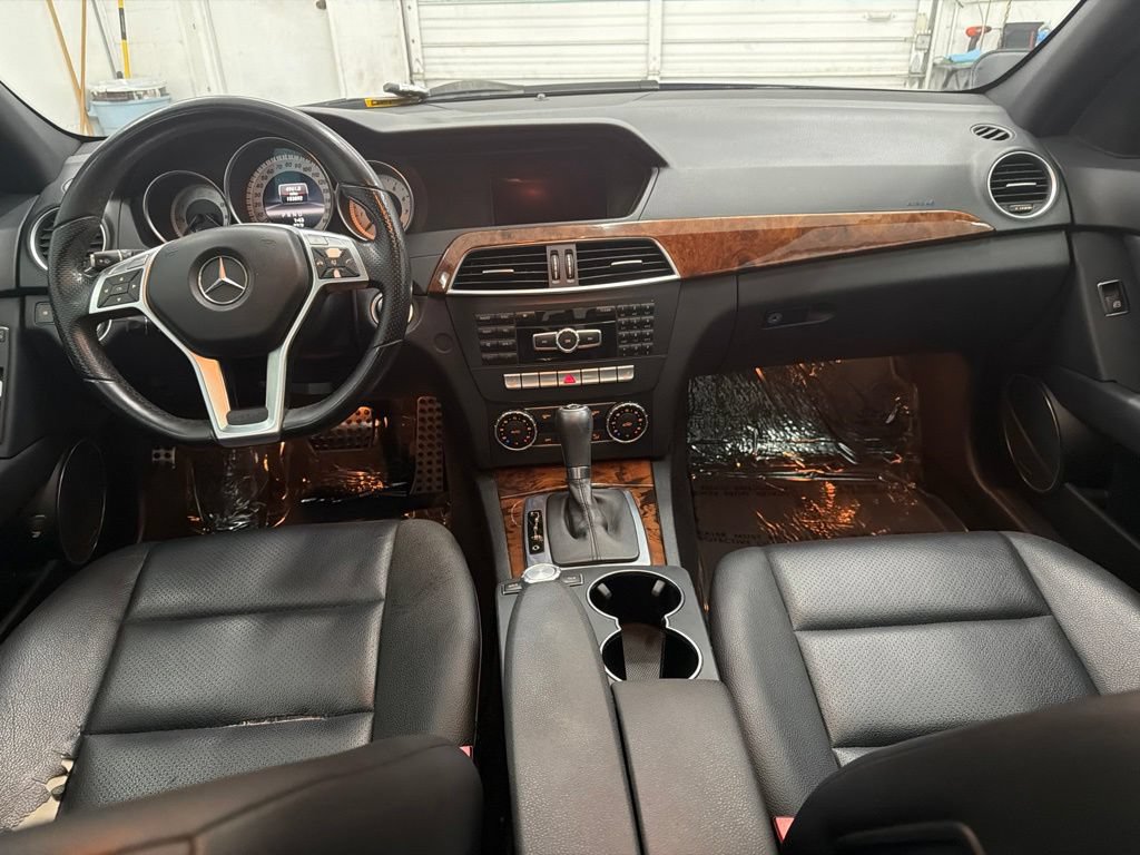 Used 2013 Mercedes-Benz C 250 Sedan image 22