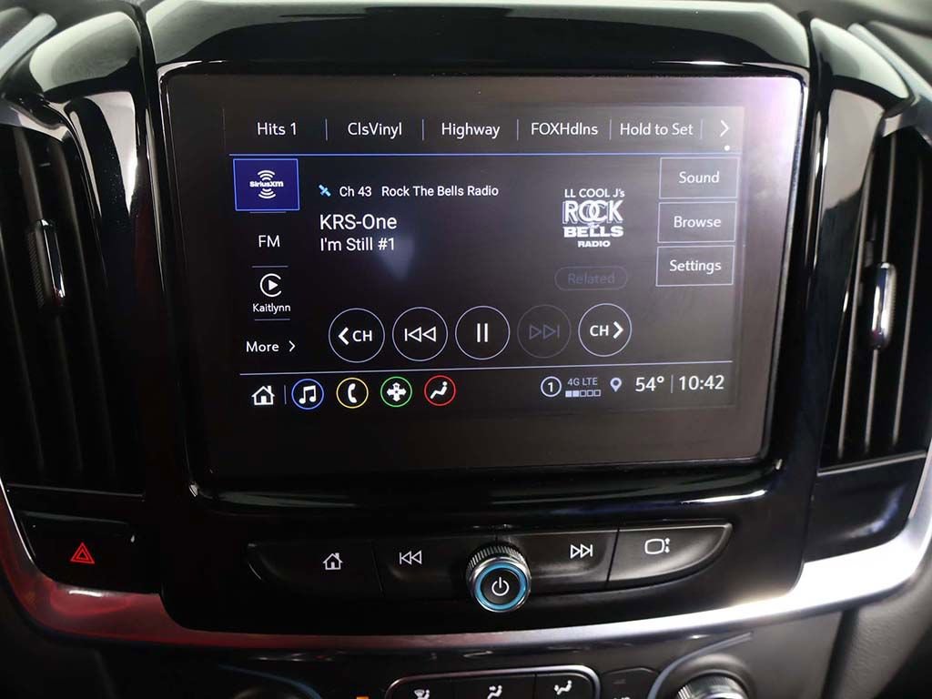 Used 2023 Chevrolet Traverse LT image 39