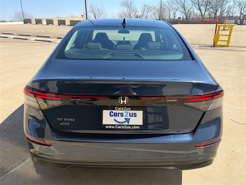 Used 2023 Honda Accord EX image 5