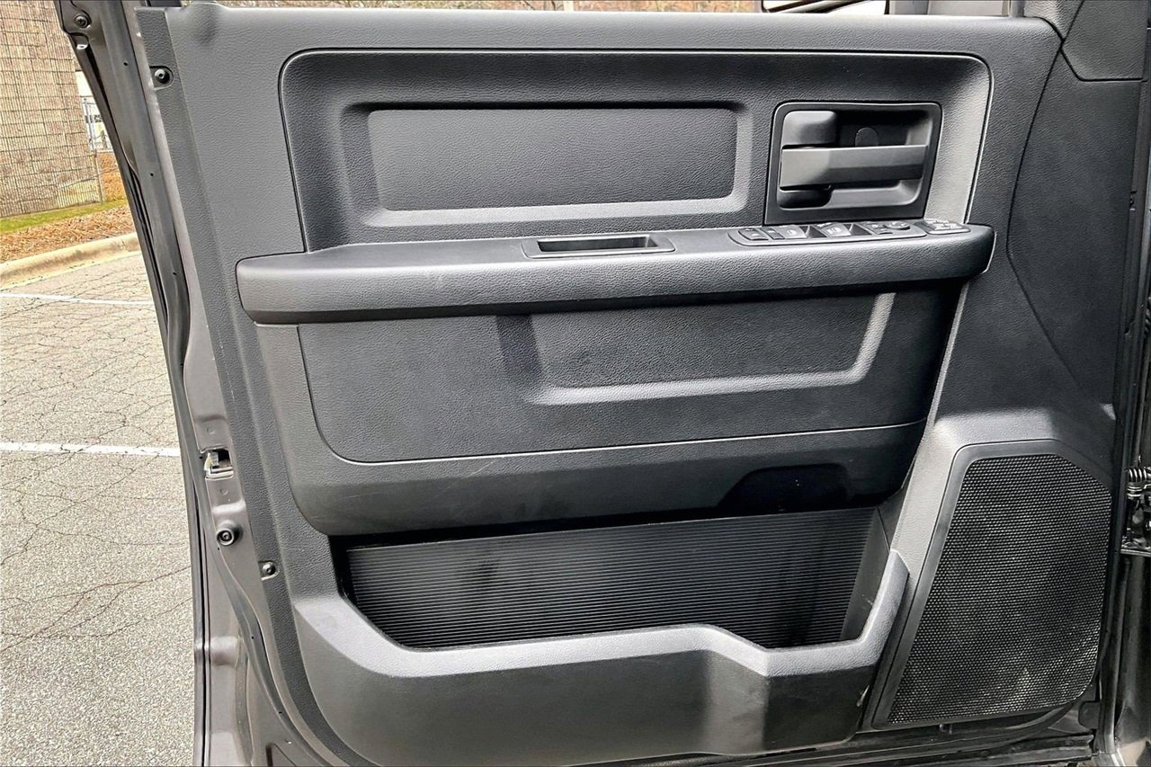 Certified 2024 RAM 2500 Tradesman w/ Chrome Appearance Group image 24