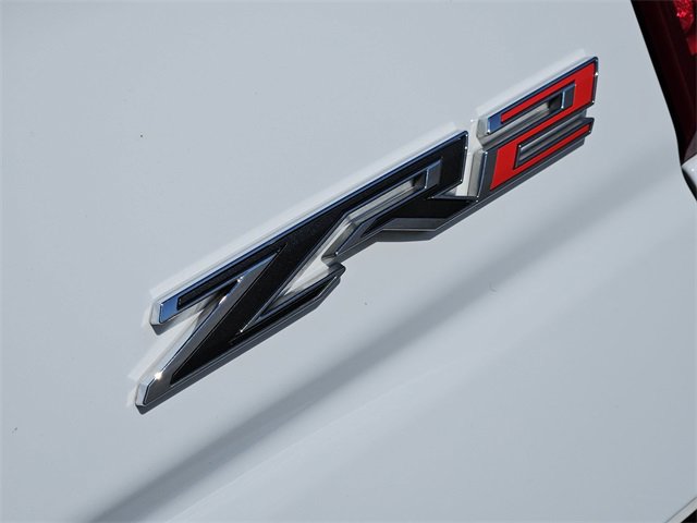 Used 2024 Chevrolet Silverado 1500 ZR2 image 12