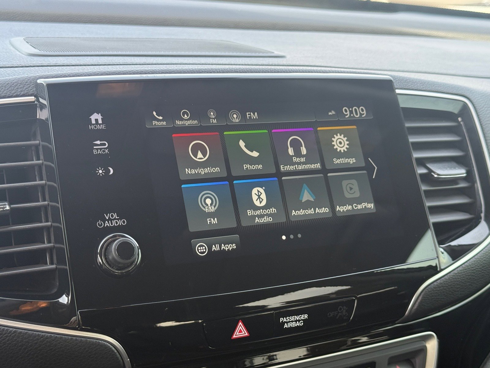 Used 2019 Honda Pilot Touring image 18