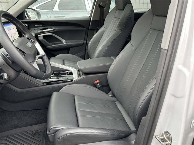 Certified 2025 Audi Q5 Premium Plus w/ Premium Plus image 21