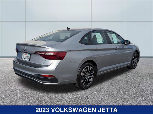 Used 2023 Volkswagen Jetta Sport FWD image 5
