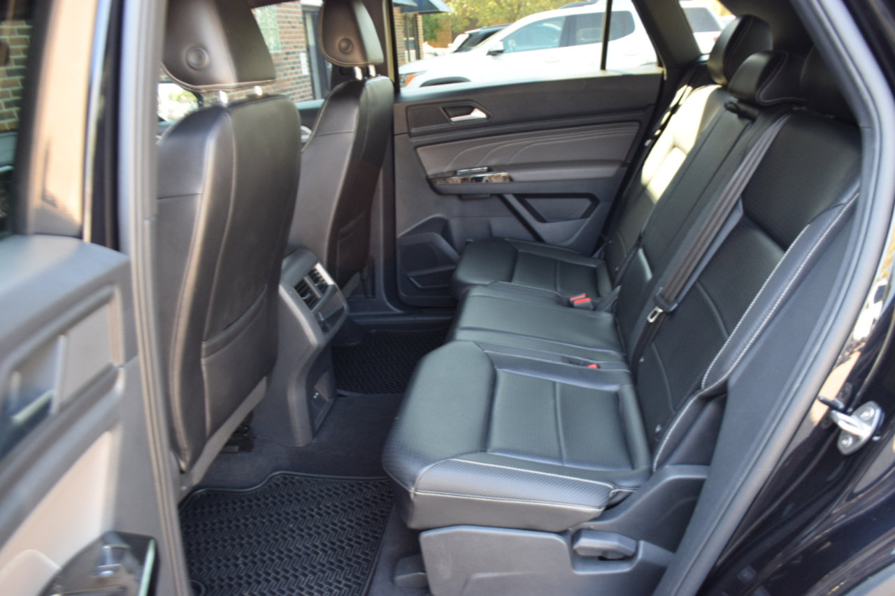 Used 2022 Volkswagen Atlas Cross Sport SE image 30