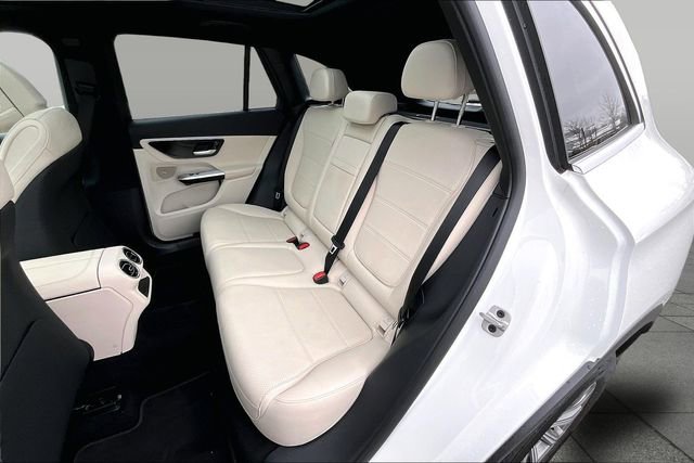 Certified 2025 Mercedes-Benz GLC 300 300 image 25