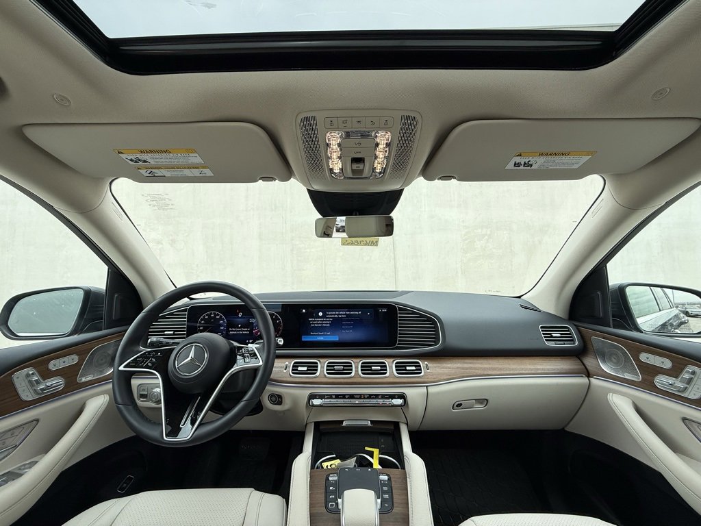 Used 2025 Mercedes-Benz GLE 350 4MATIC image 6