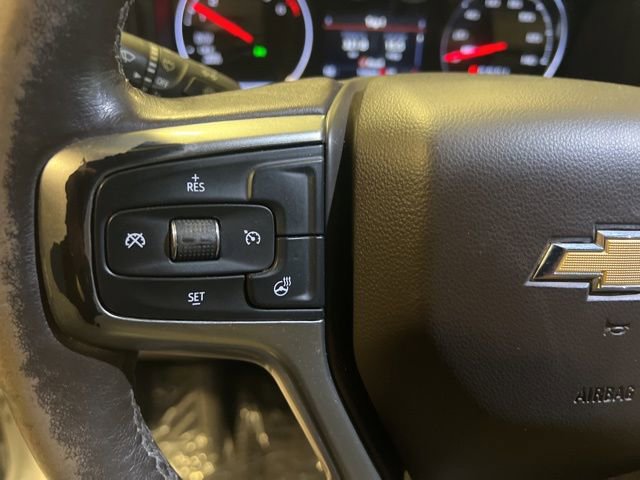 Used 2022 Chevrolet Silverado 1500 LT AWD/4WD image 23