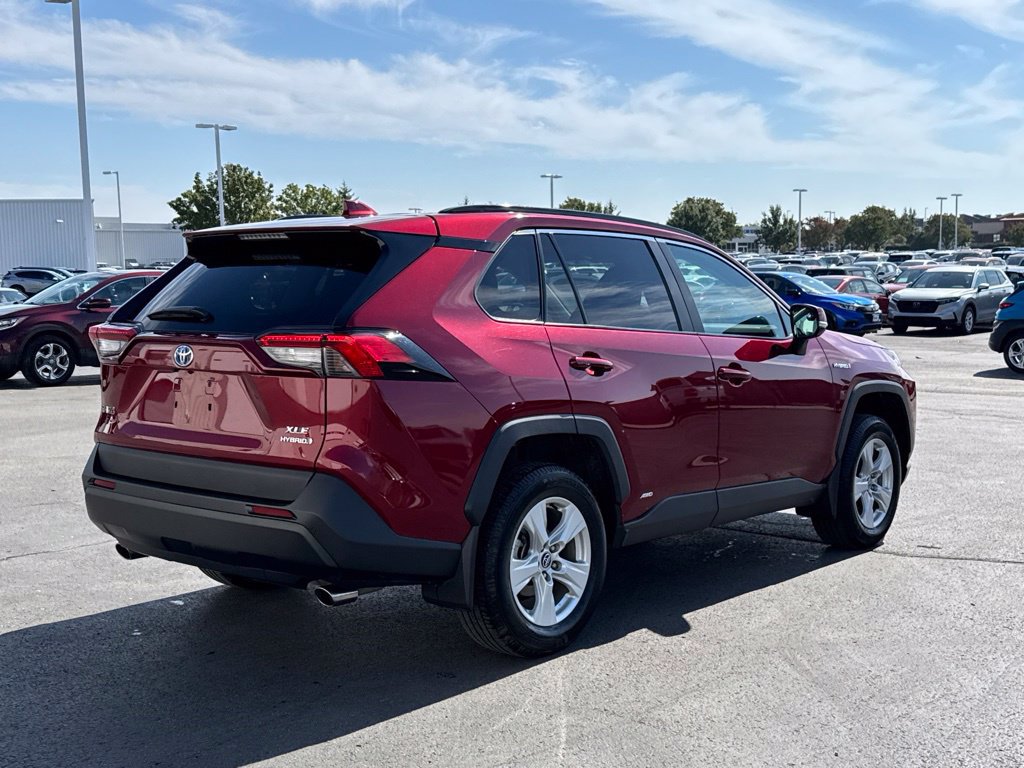 Used 2020 Toyota RAV4 XLE w/ All Weather Liner Package AWD/4WD image 7