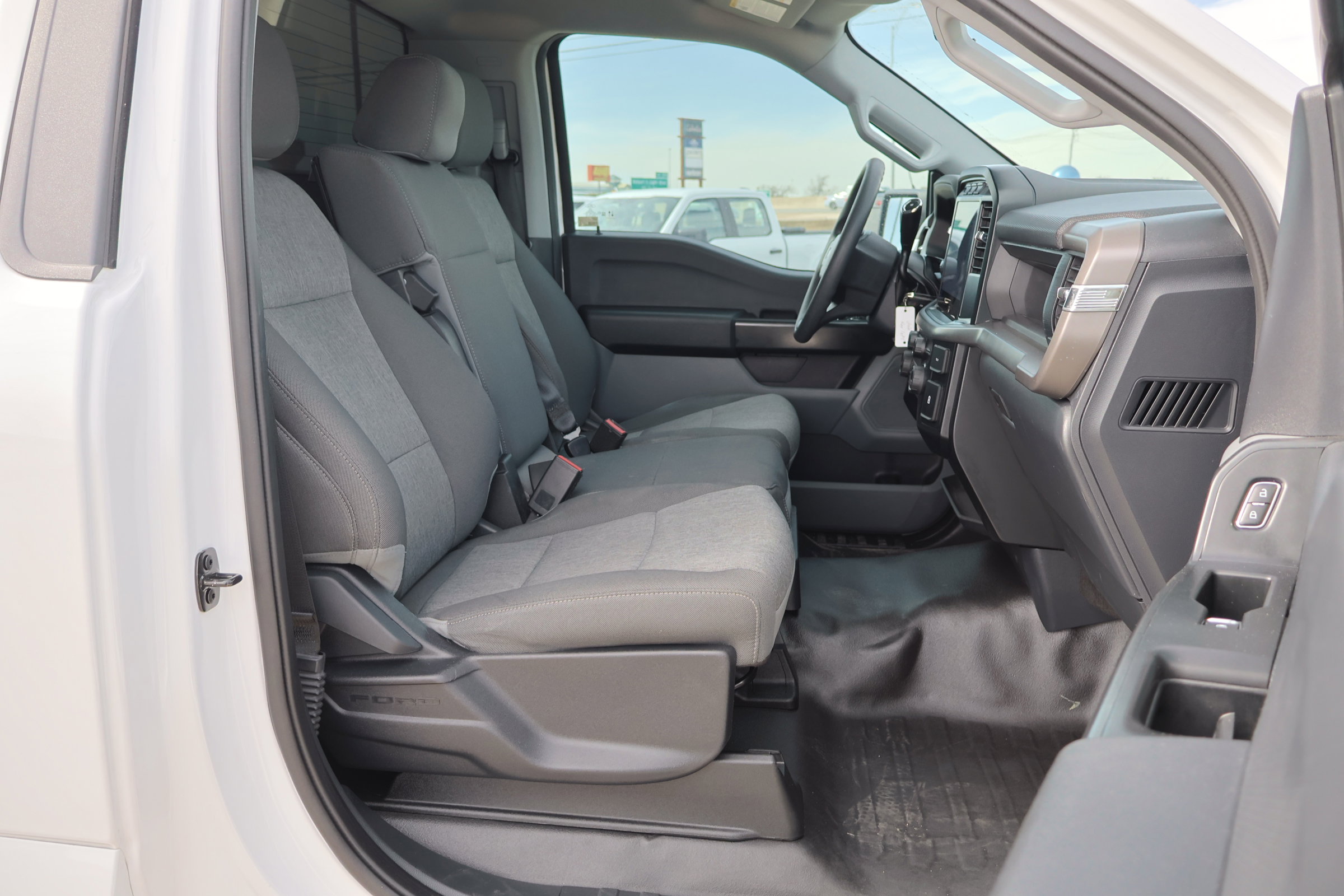 Certified 2024 Ford F150 XL w/ Equipment Group 103A High image 32