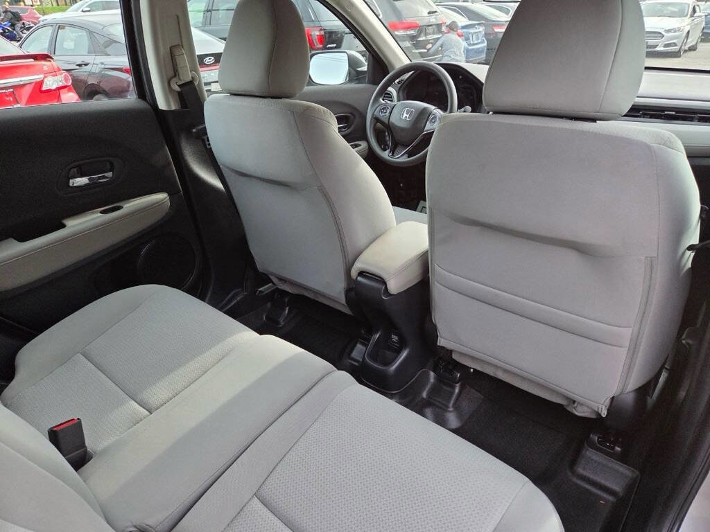 Used 2020 Honda HR-V LX image 14