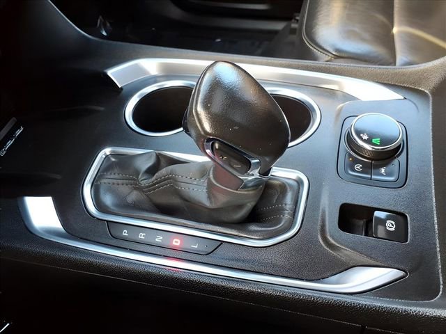 Used 2022 Chevrolet Traverse LT w/ LT Premium Package image 26