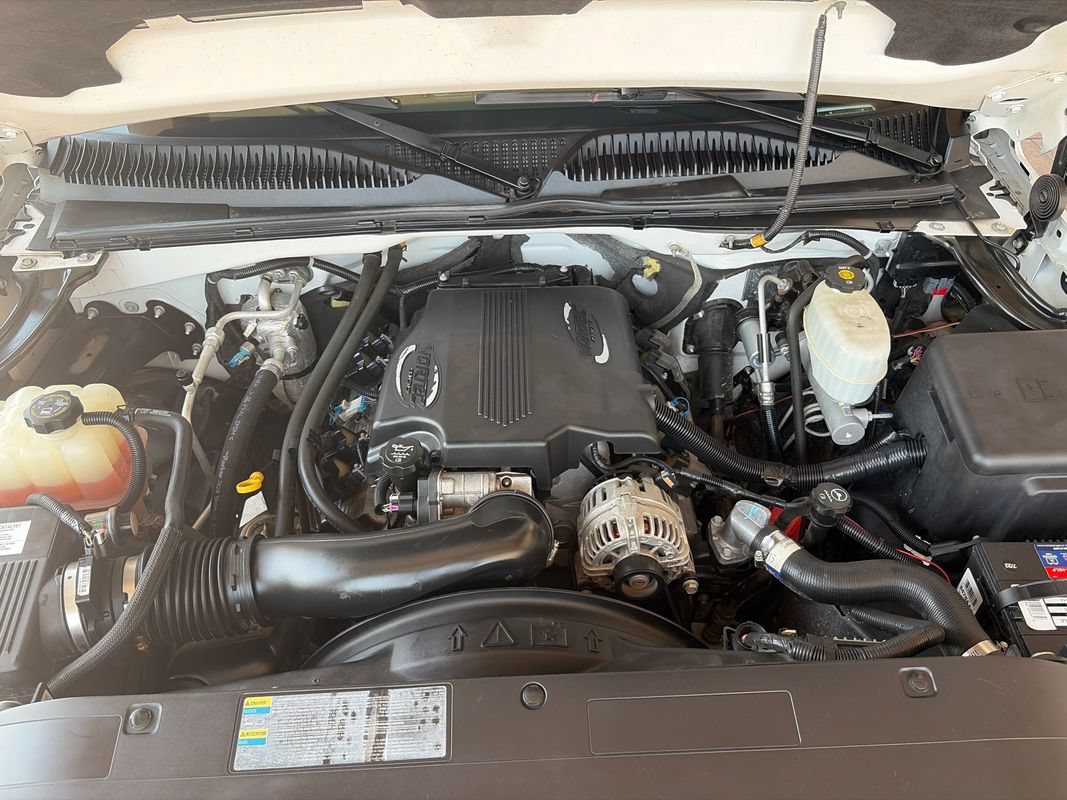 Used 2007 Chevrolet Silverado 2500 LT AWD/4WD image 27
