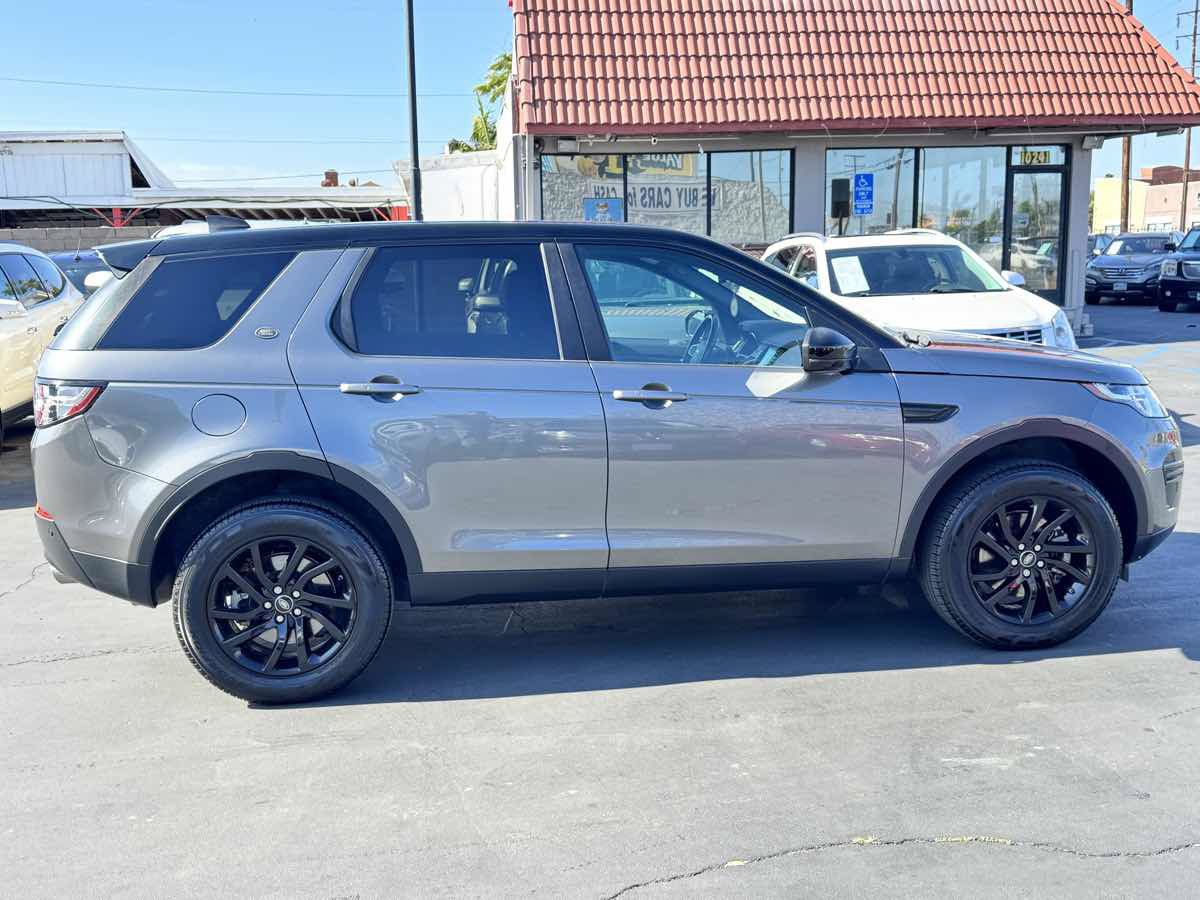 Used 2018 Land Rover Discovery Sport SE AWD/4WD image 7