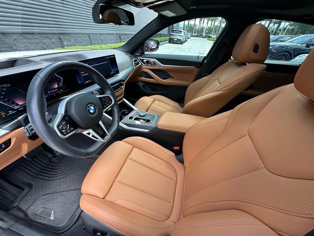 Used 2025 BMW 430i w/ M Sport Package image 4