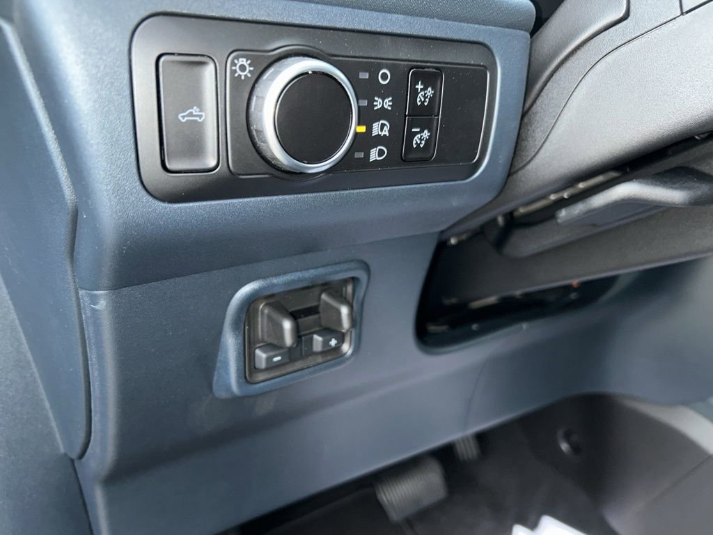 New 2025 Ford Maverick XLT w/ XLT Luxury Package image 28