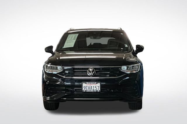 Certified 2022 Volkswagen Tiguan SE R-Line FWD image 11