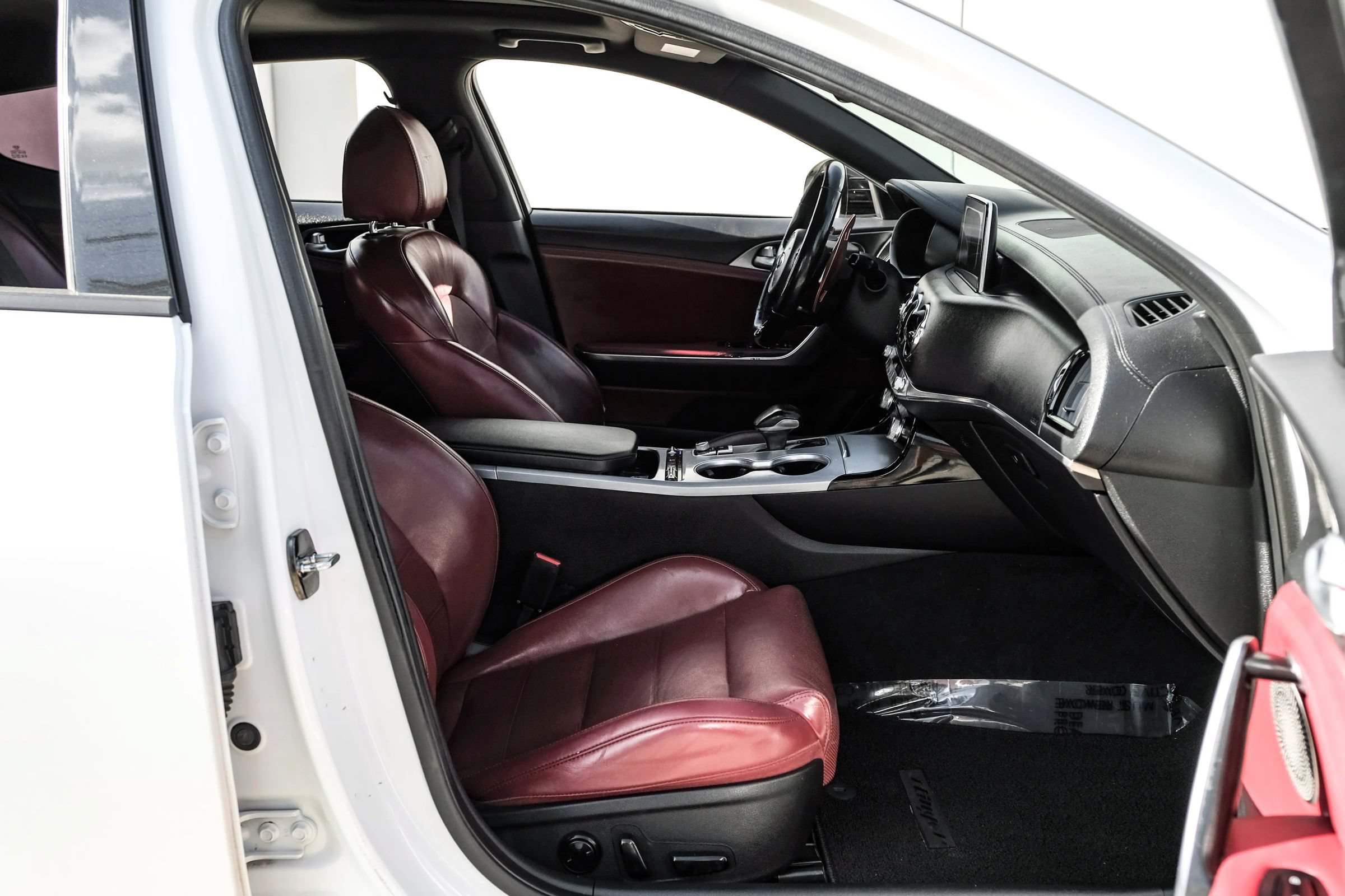 Used 2020 Kia Stinger GT2 RWD image 36