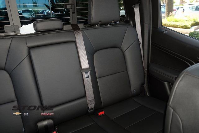 Used 2025 Chevrolet Colorado LT w/ LT Convenience Package AWD/4WD image 19