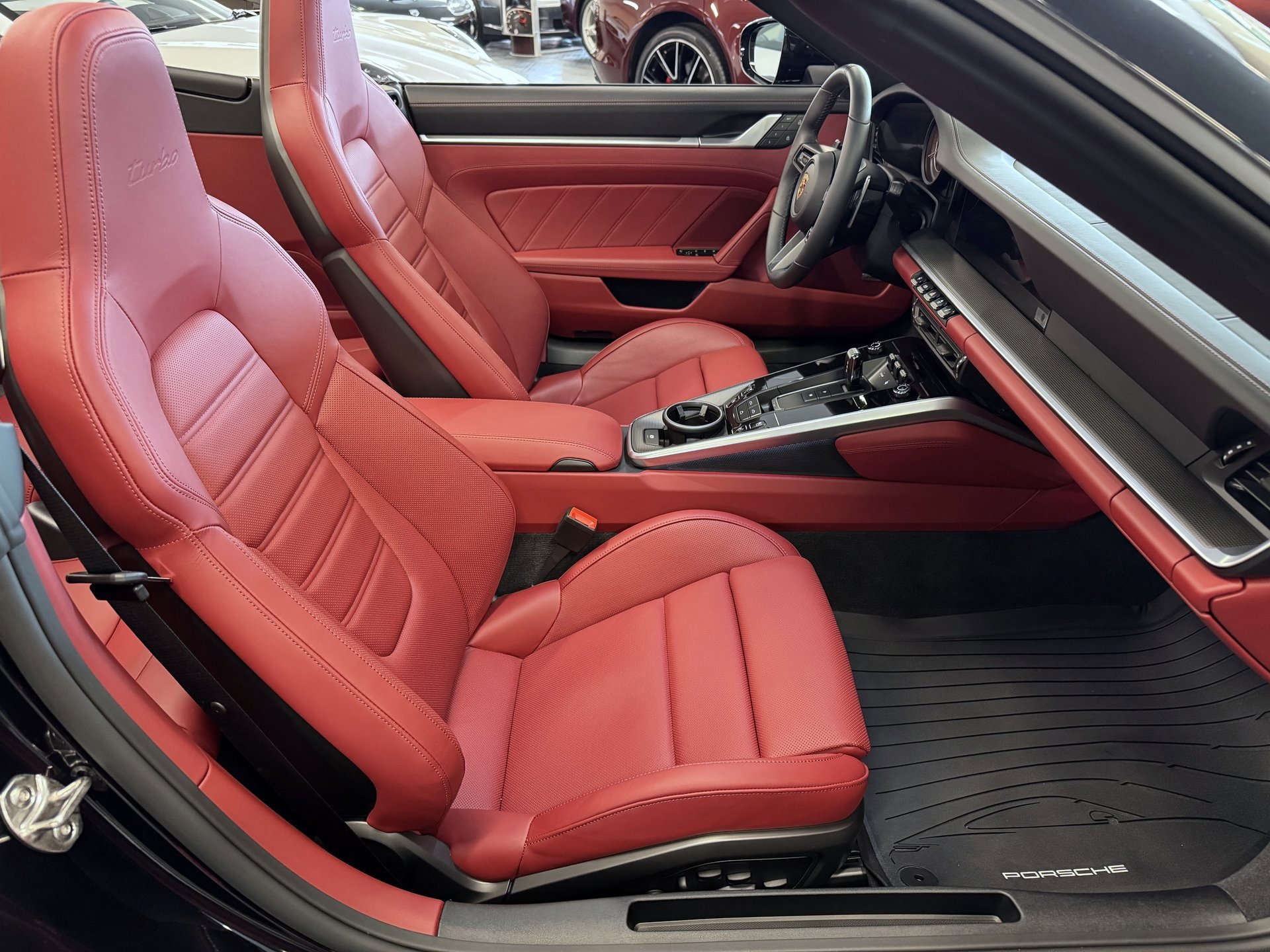 Used 2024 Porsche 911 Turbo image 47