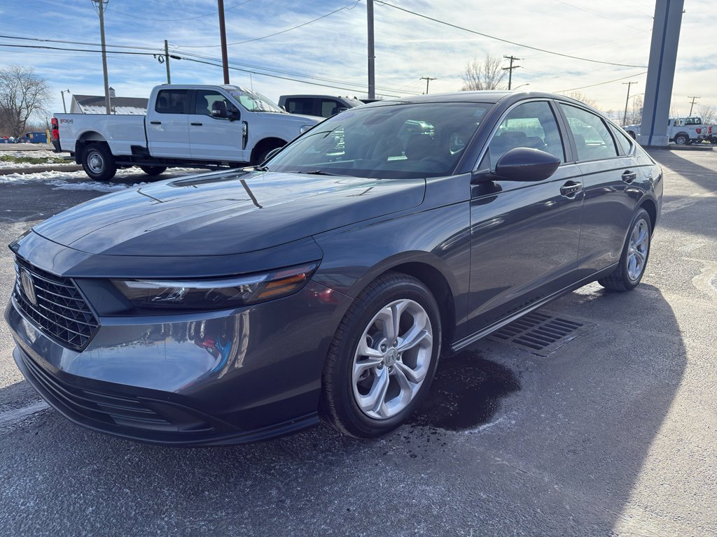 Used 2025 Honda Accord LX image 4