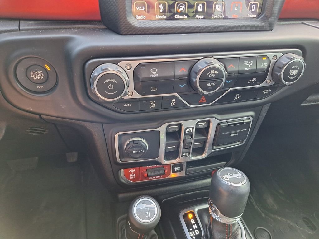 Used 2018 Jeep Wrangler Unlimited Rubicon image 13