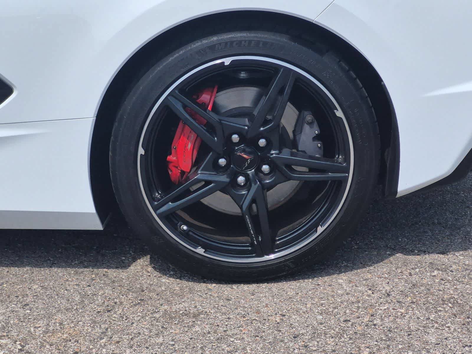 Used 2020 Chevrolet Corvette Stingray Coupe w/ Z51 Performance Package RWD image 14
