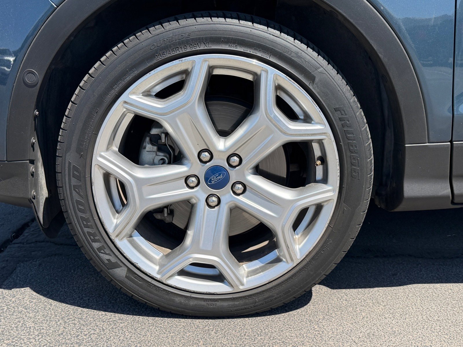Used 2019 Ford Escape Titanium AWD/4WD image 6