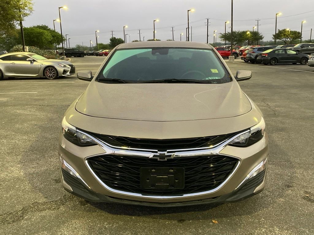 Used 2024 Chevrolet Malibu RS FWD image 2
