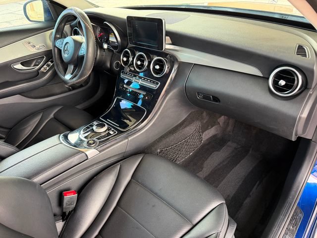 Used 2018 Mercedes-Benz C 300 Sedan w/ Premium Package image 38