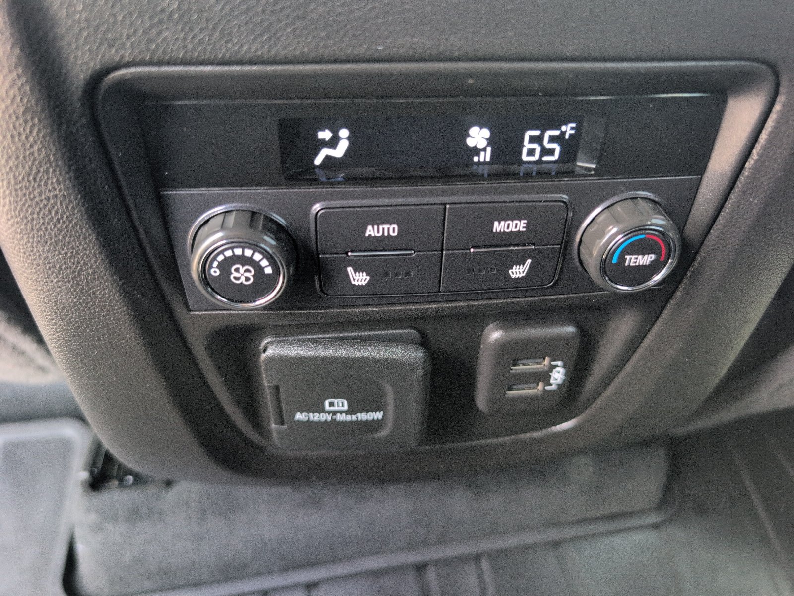 Used 2023 Buick Enclave Avenir w/ Trailering Package, 5000 lbs. FWD image 21