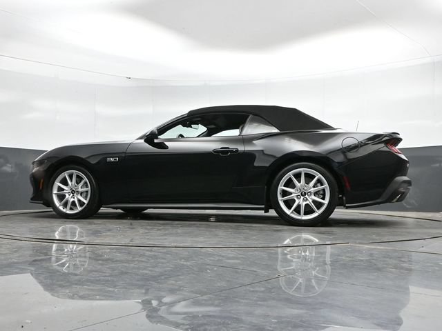 Used 2025 Ford Mustang GT Premium RWD image 31