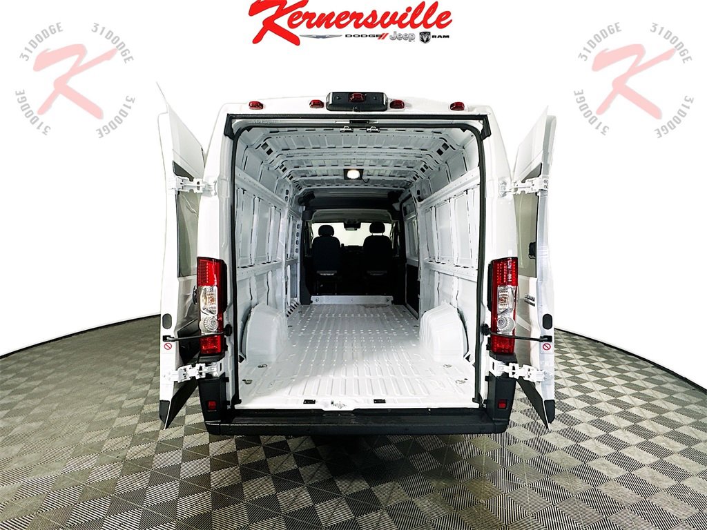 New 2026 RAM ProMaster 3500 w/ Quick Order Package 22G SLT image 16