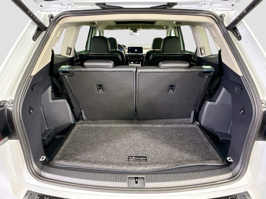 New 2026 Volkswagen Atlas SEL Premium R-Line image 28