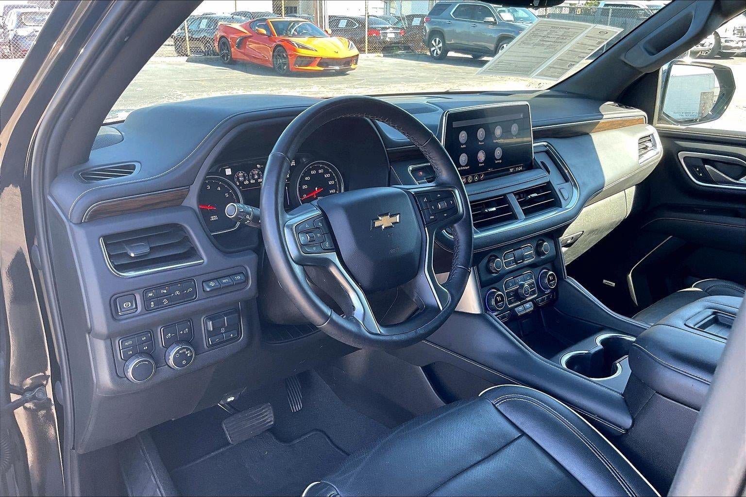 Used 2021 Chevrolet Tahoe Premier w/ Premium Package AWD/4WD image 15
