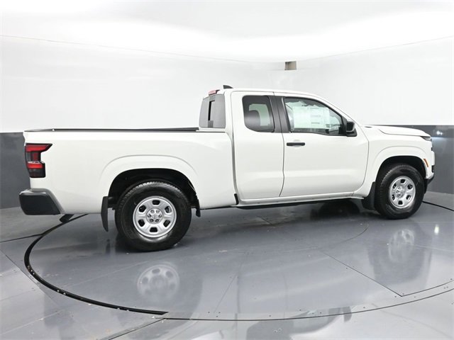 New 2026 Nissan Frontier S image 3