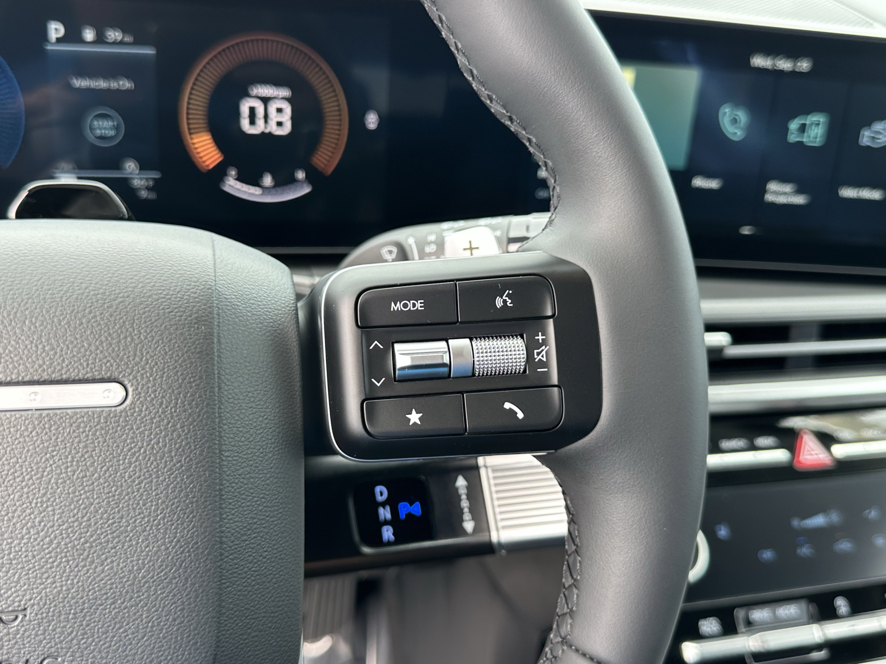 New 2027 Hyundai Santa Fe SEL FWD image 35