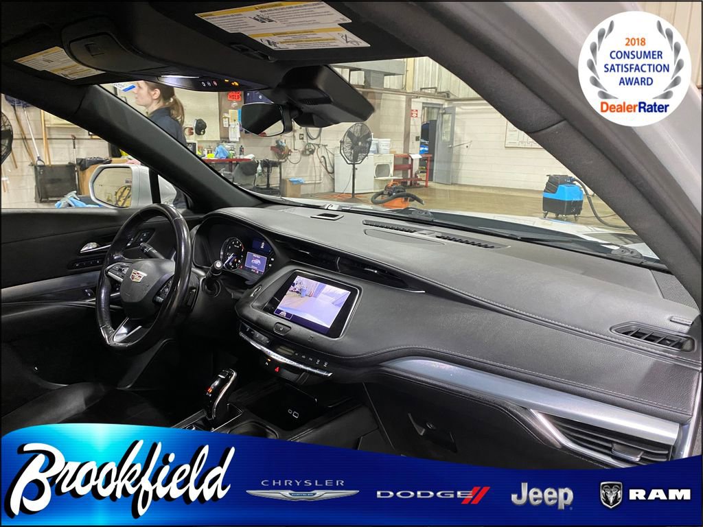 Used 2020 Cadillac XT4 Premium Luxury image 31