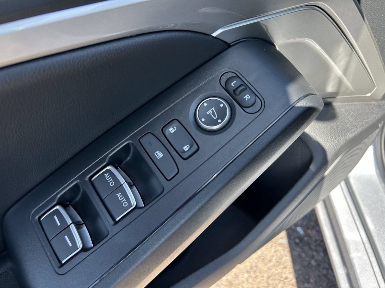 Certified 2026 Acura Integra FWD image 31