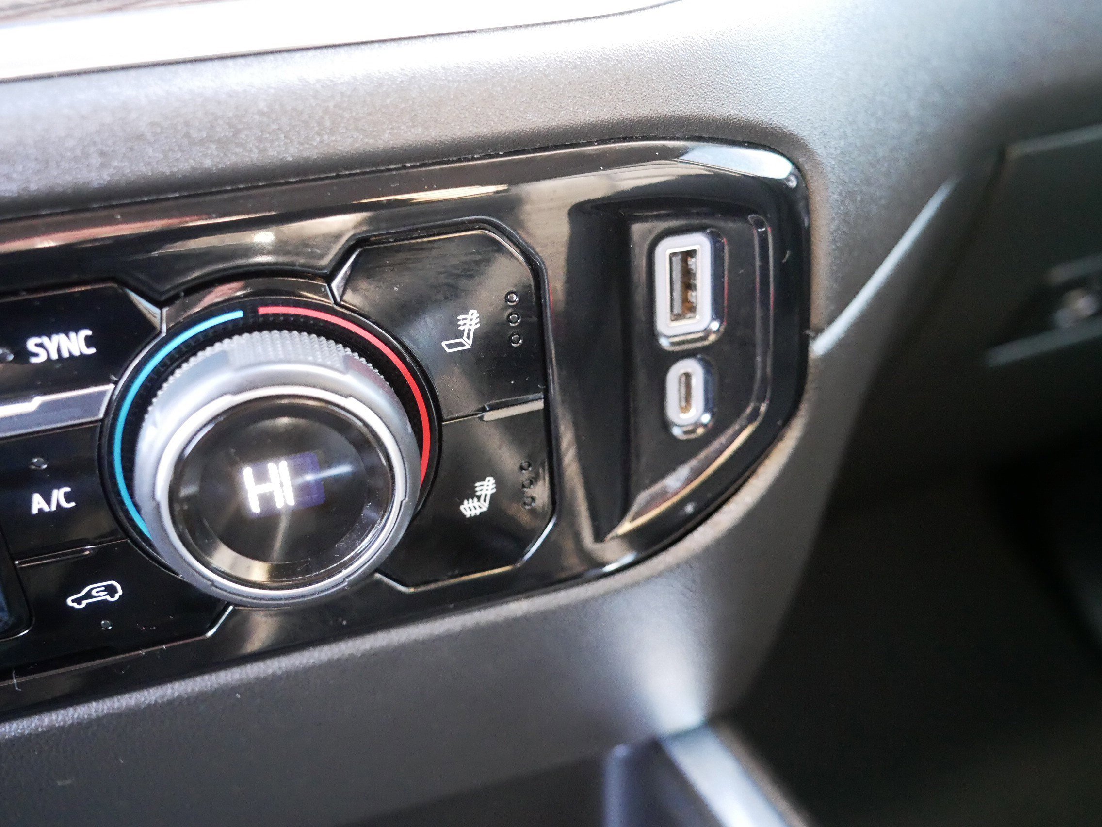 Used 2023 Chevrolet Silverado 1500 RST w/ Redline Edition image 32