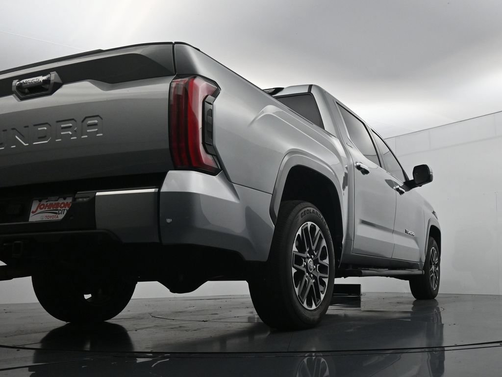 Used 2024 Toyota Tundra Limited AWD/4WD image 36