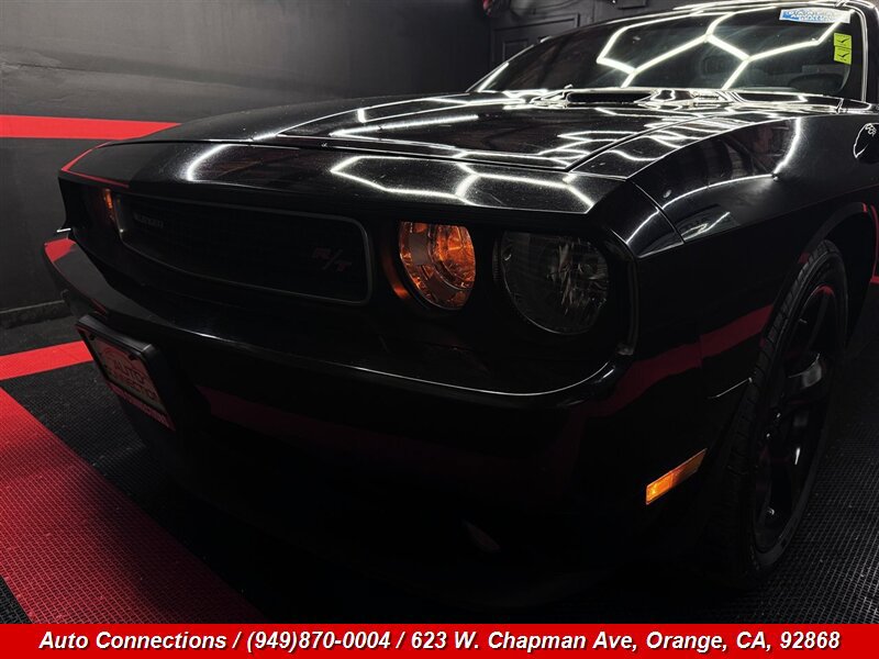 Used 2013 Dodge Challenger R/T Plus RWD image 29