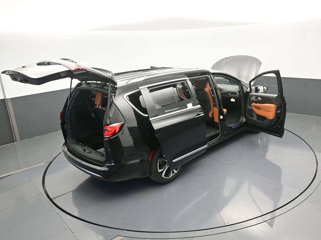 New 2026 Chrysler Pacifica Pinnacle image 75