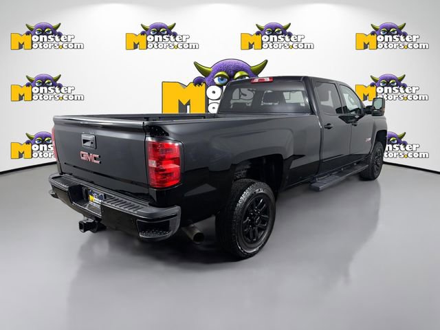 Used 2018 Chevrolet Silverado 2500 LT w/ Midnight Edition image 5