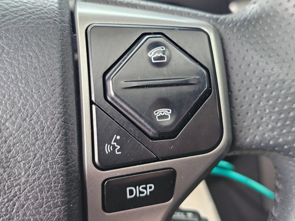 Used 2018 Toyota 4Runner SR5 Premium AWD/4WD image 29