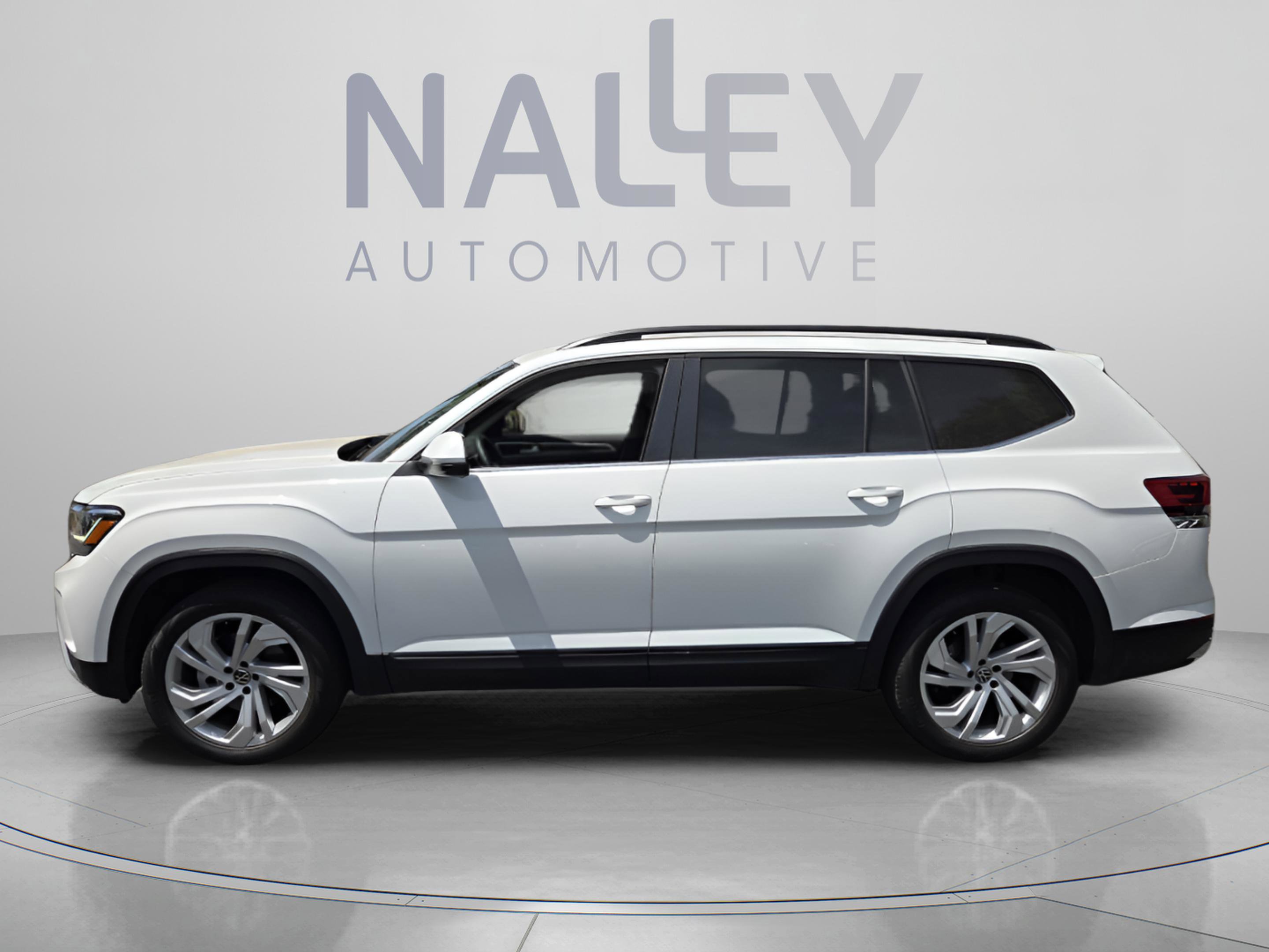 Used 2022 Volkswagen Atlas SE FWD image 2