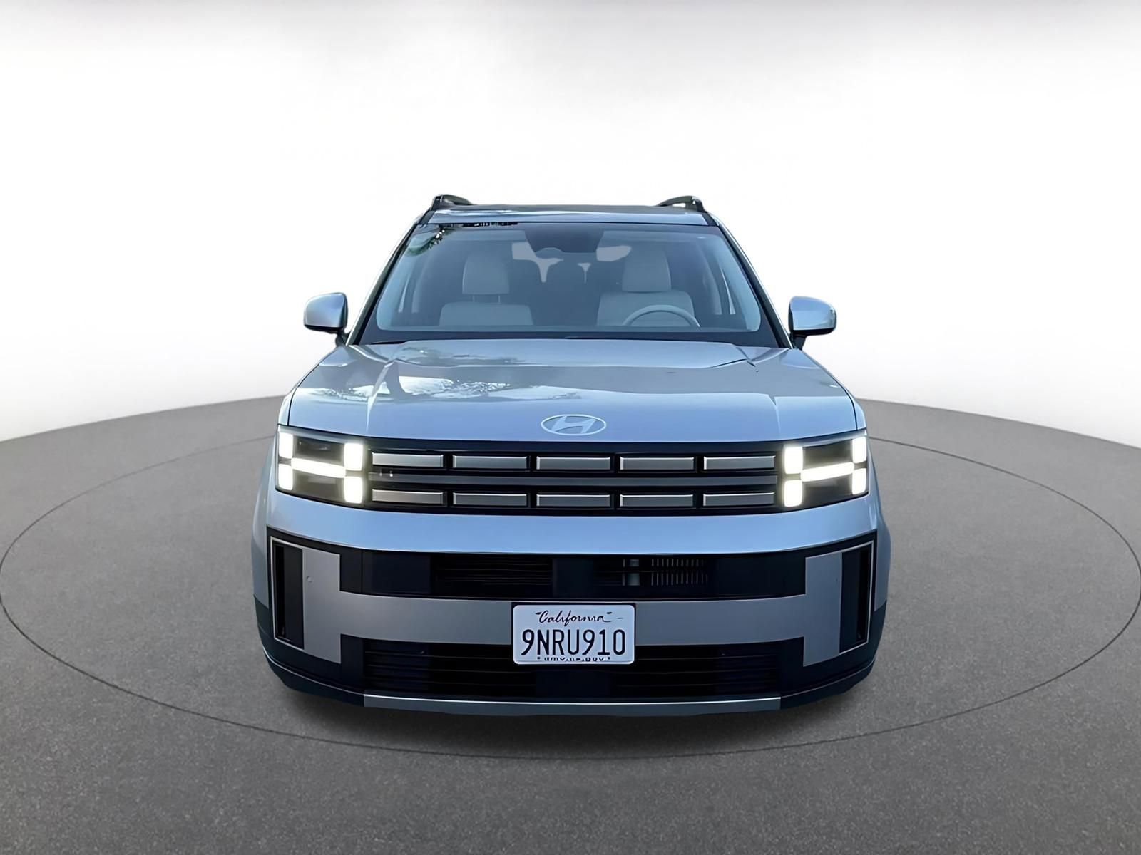 Used 2025 Hyundai Santa Fe SEL image 4