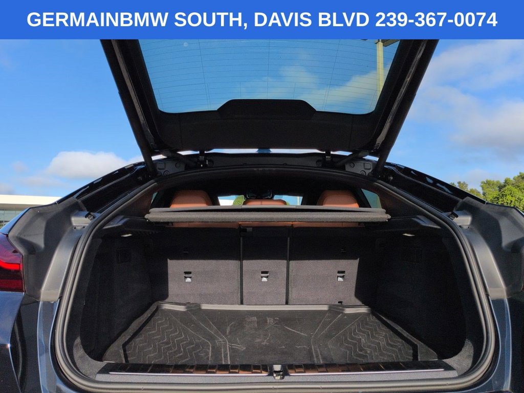 Certified 2026 BMW X6 M60i w/ Climate Comfort Package AWD/4WD image 15