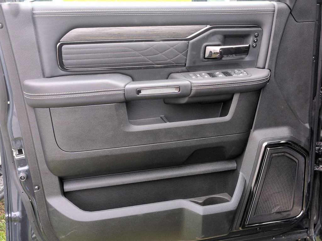 New 2026 RAM 3500 Limited AWD/4WD image 11