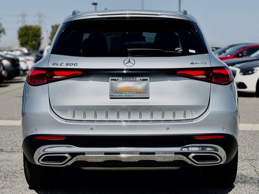 Certified 2026 Mercedes-Benz GLC 300 4MATIC image 9